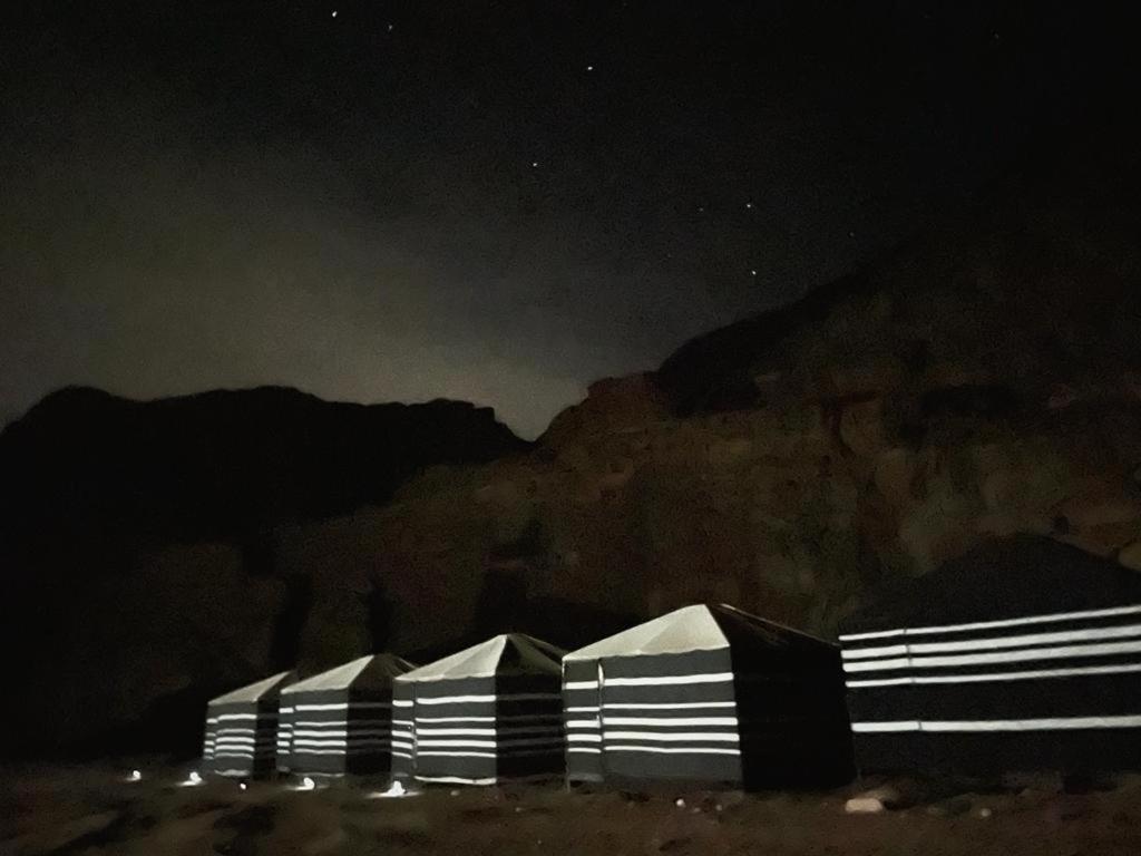 Moon City Camp Wadi Rum Extérieur photo
