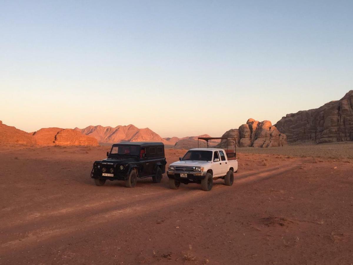 Bed and Breakfast Moon City Camp à Wadi Rum Extérieur photo